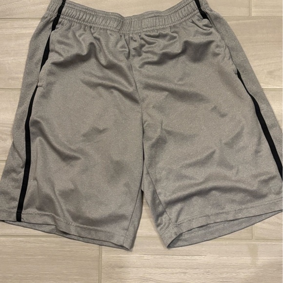 Fila Gray and Black Athletic‎ Shorts with Moisture-Wicking Fabric - Picture 1 of 6